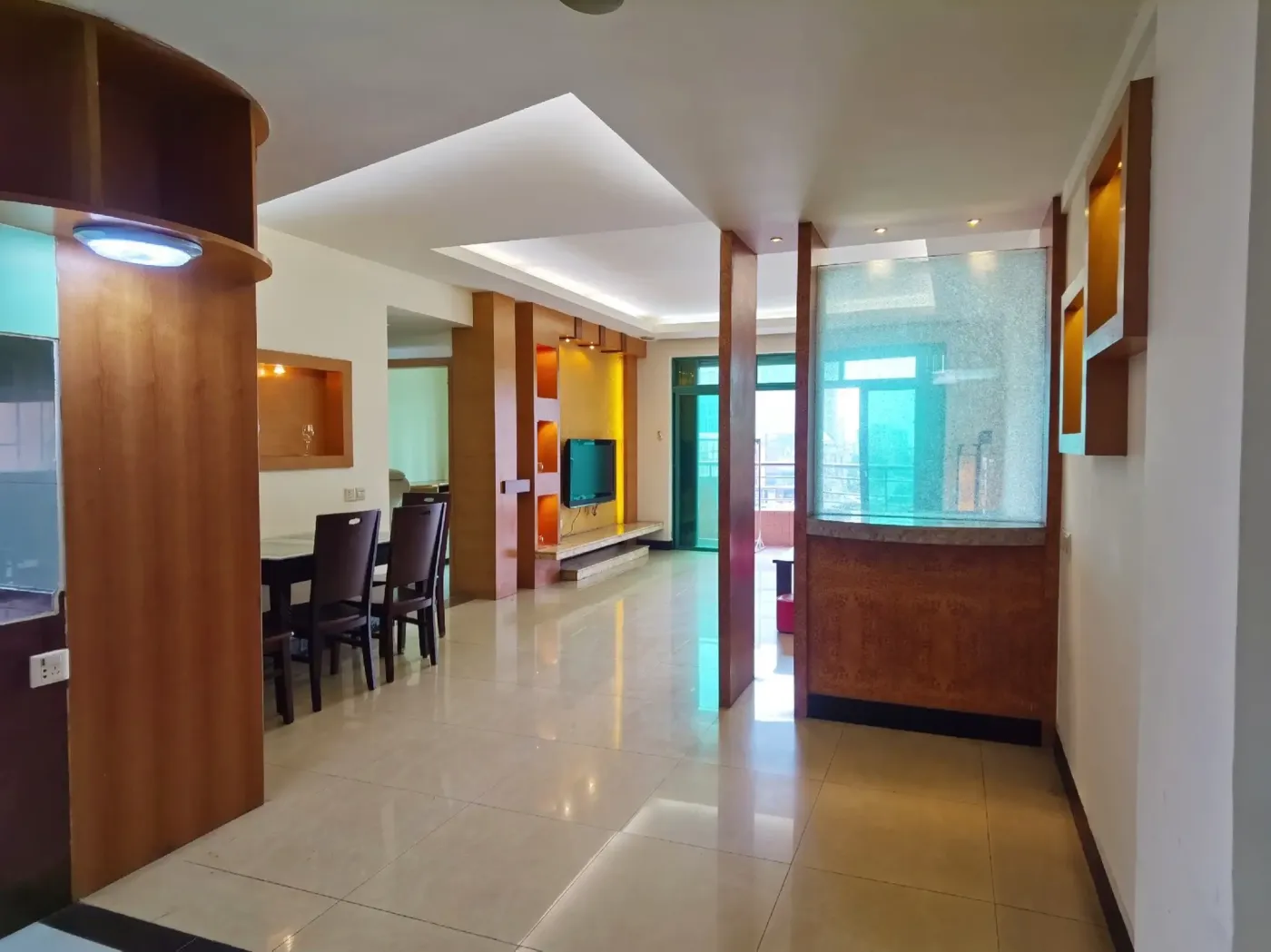 恒龙豪苑南北通透三居室 业主直租首次出租