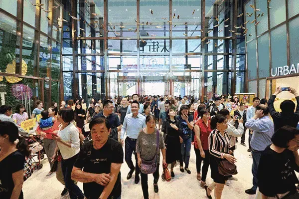 ssl.cdn.btime.com/t0152a4ece443b8f634.gif?size=600x399