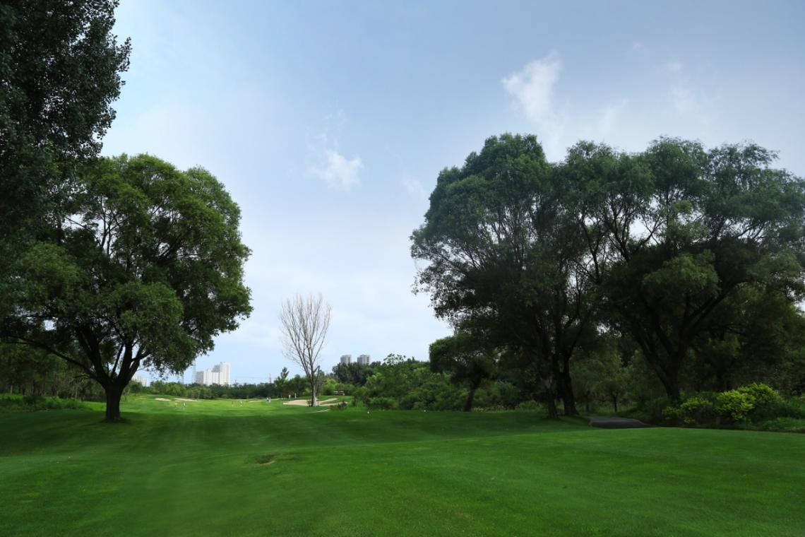 夏季最IN的高尔夫避暑圣地——保利和堂18洞高尔夫球场