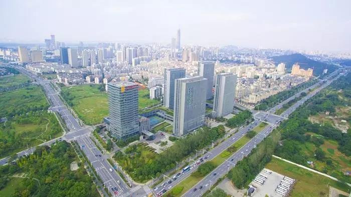 对接南京先导区，镇江高新区预鉴城市的无限未来！