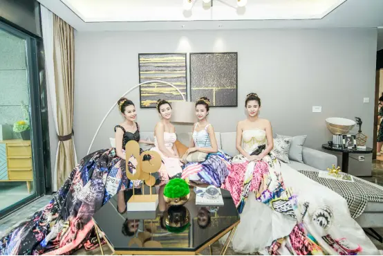 微风焕新 悦鉴十里 | 融创·微风十里醇美示范区惊艳昆明