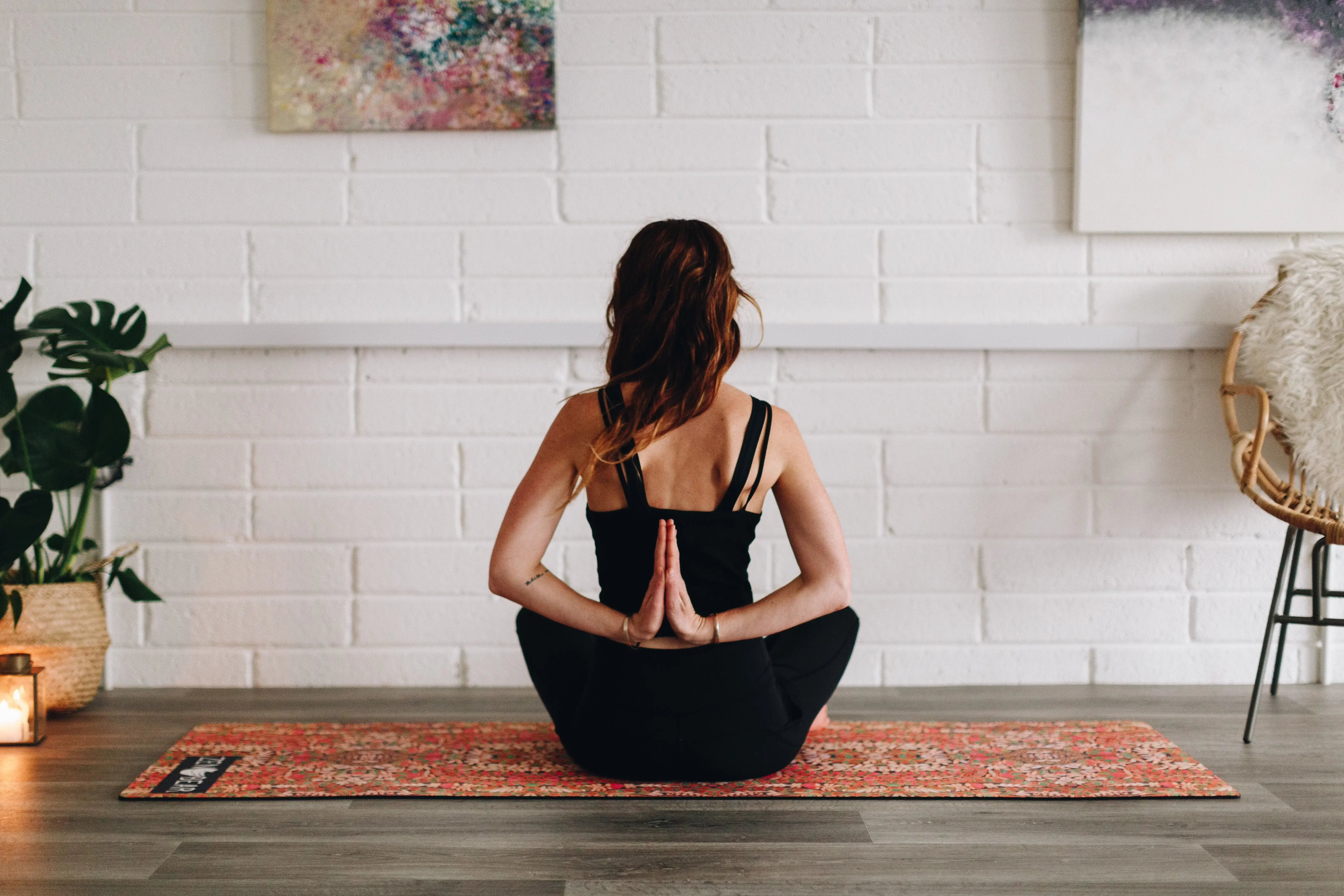 zen-bear-yoga-39zxcocTXb0-unsplash.jpg