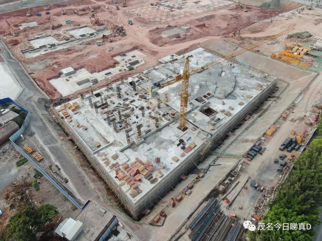 茂名钧明城进展：电竞中心地下室已封顶，今年六月开放