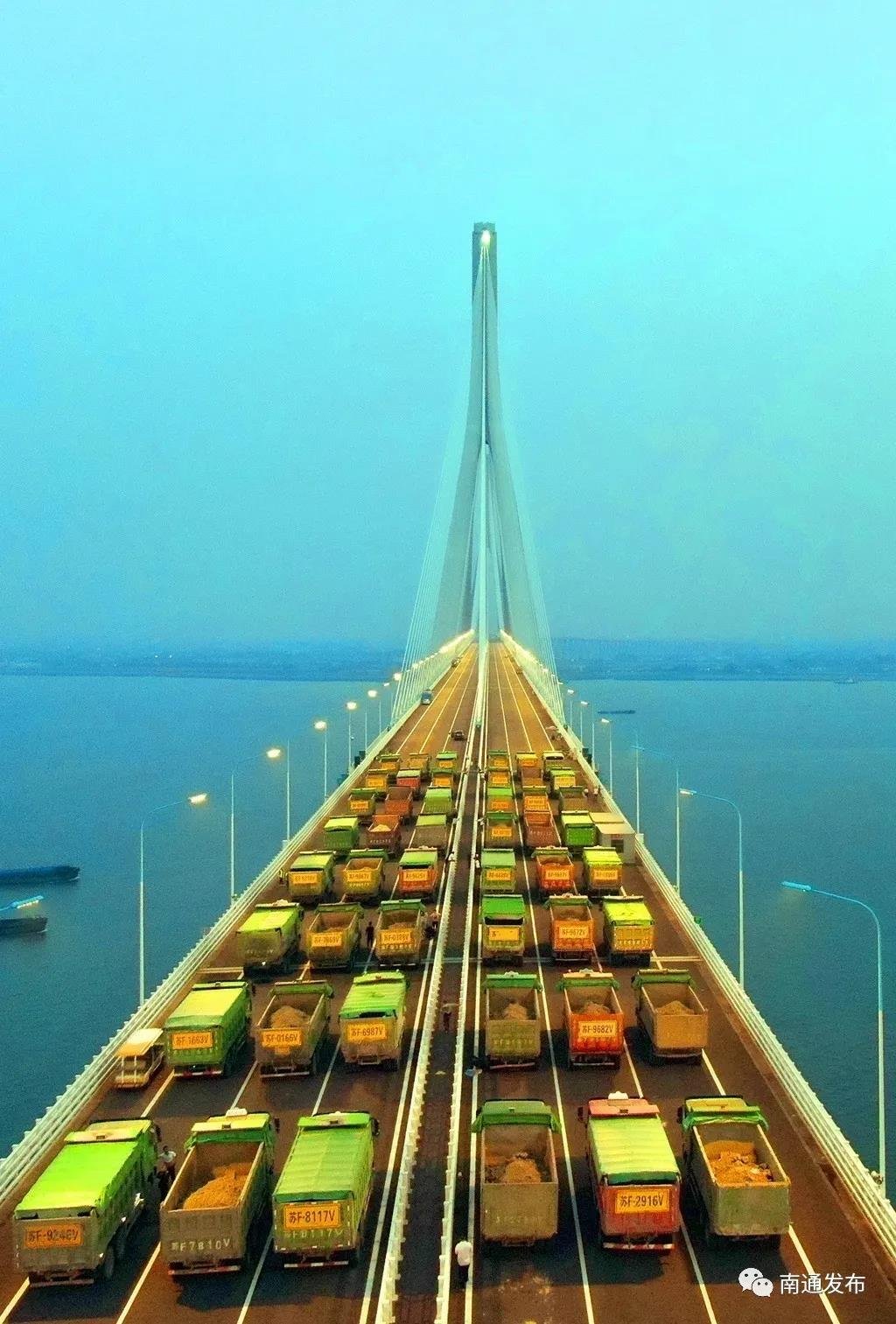 震撼！今晨，沪通长江大桥完成一项“国内之最”试验！