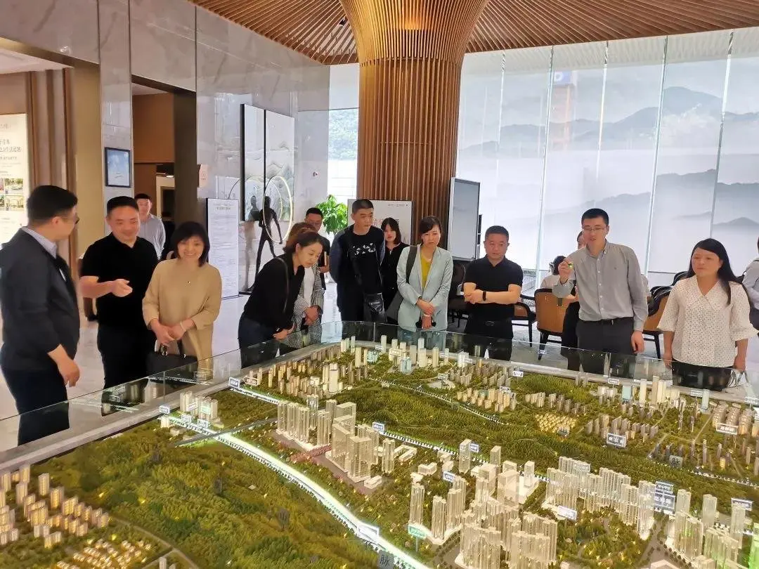 百年名校择址青秀2046，这一波业主福利诚意满满