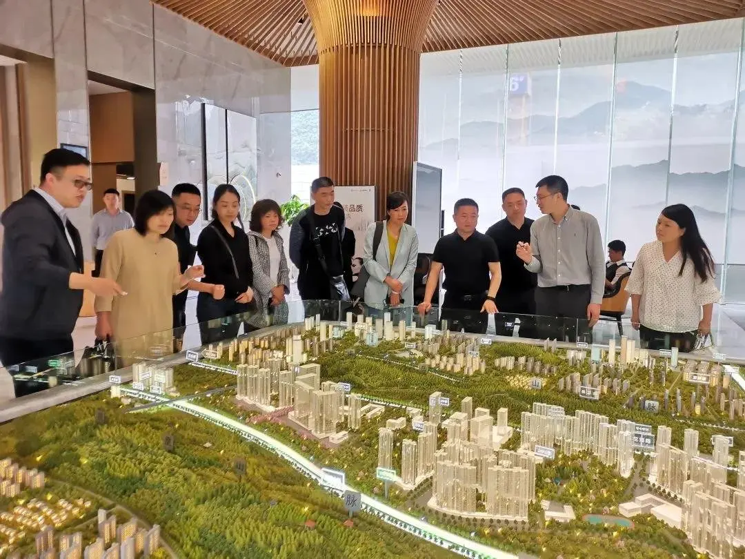 百年名校择址青秀2046，这一波业主福利诚意满满