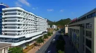兼怀逸境与尊居，品味优质人生的美感！