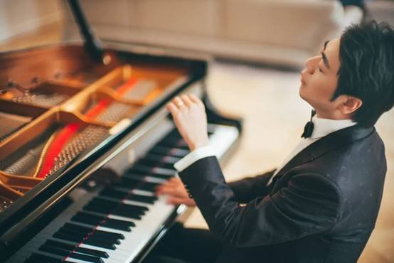 助力“时代之星”钢琴大赛 钢琴女神吉娜在时代天境举办私家听赏会