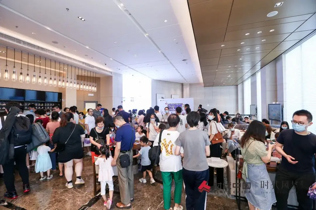 不负久候，时代风华营销中心惊艳盛启