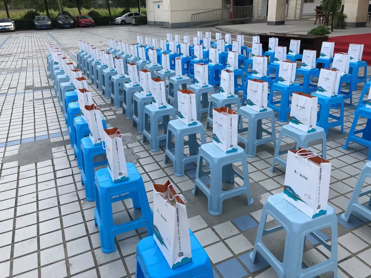 感恩师情 鱼先生的城走进玉潭实验学校