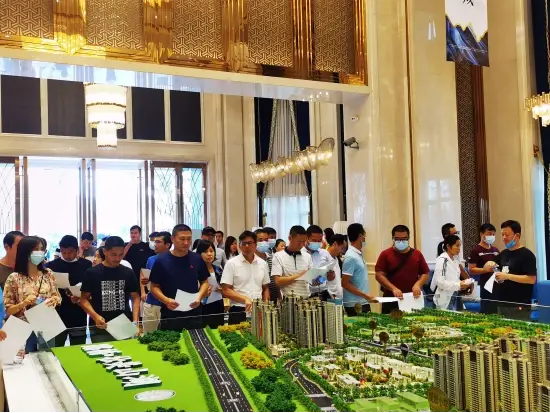 2020年全区第二次征地拆迁业务培训观摩活动在建新花园安置小区举办