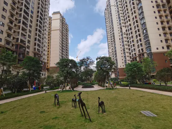 2020年全区第二次征地拆迁业务培训观摩活动在建新花园安置小区举办