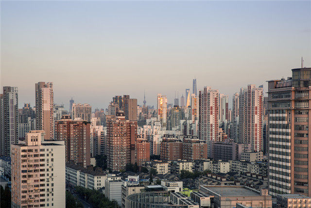 每日房产要闻：上海加入抢人大战；天津调整积分落户指导分；长春调控升级