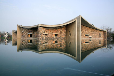 淄博华侨城艺术中心“记忆的形状”当代艺术展开幕