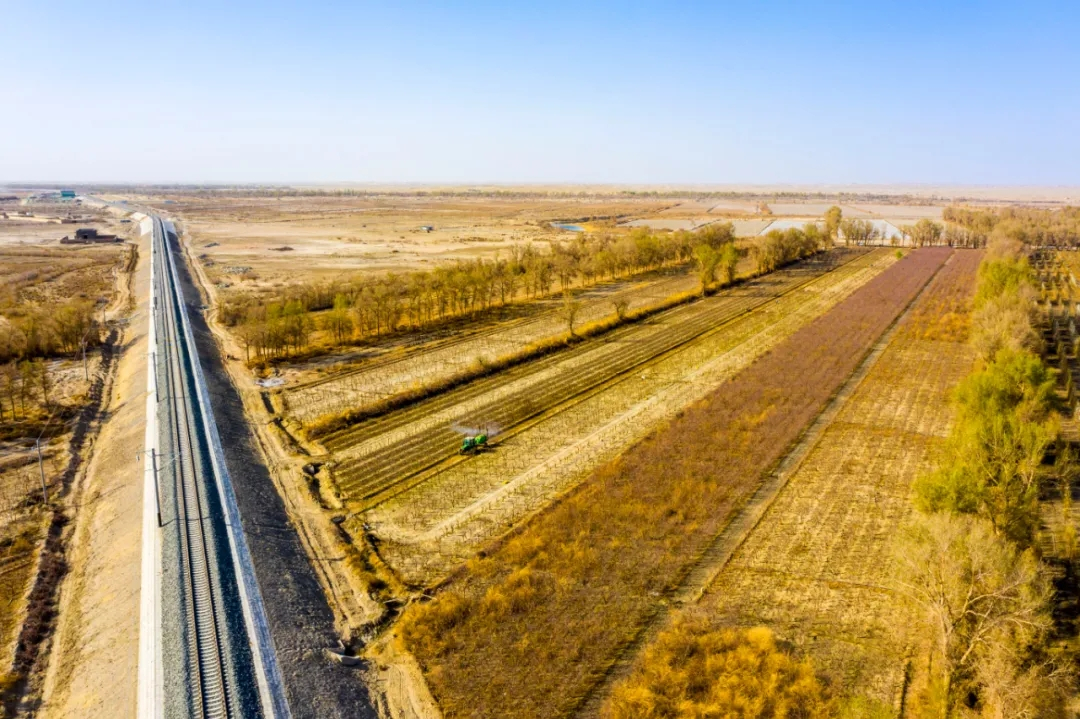 格库铁路新疆段干线光缆贯通“双保险”，区域交通网完善，坐享交通发展红利！