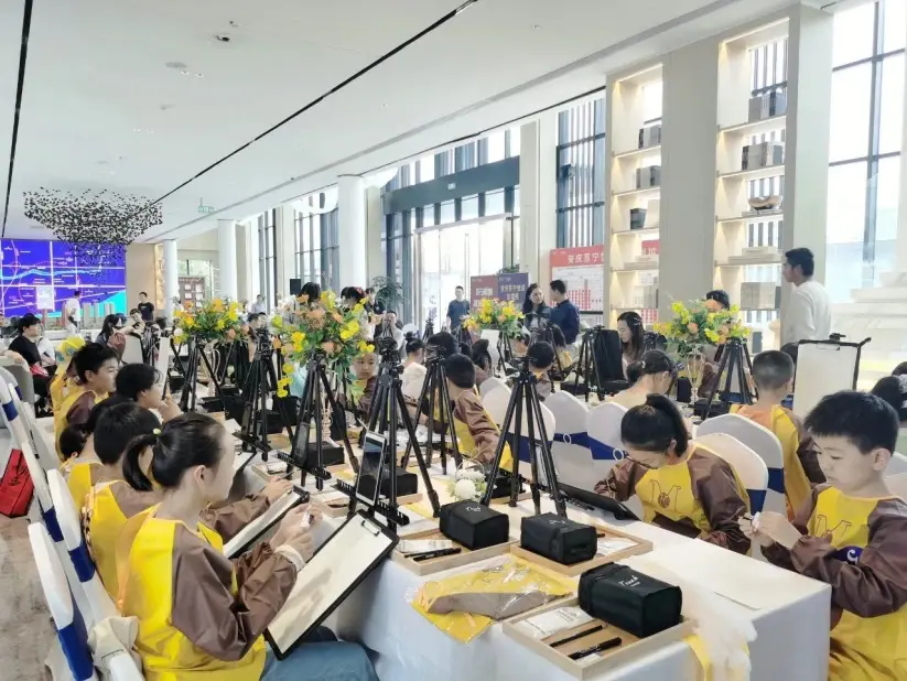苏宁置业十一嗨聚节，打造营销中心“聚文化”！ ——全场景营销发力，双线销售大幅增长