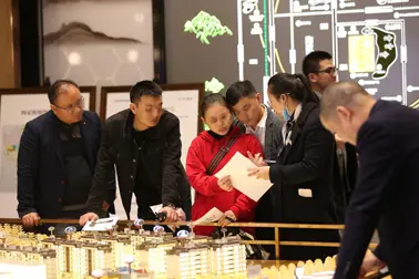 财信·九悦府纯奢生活体验馆——暨爱马仕名品展盛大开放