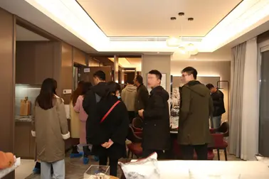 财信·九悦府纯奢生活体验馆——暨爱马仕名品展盛大开放