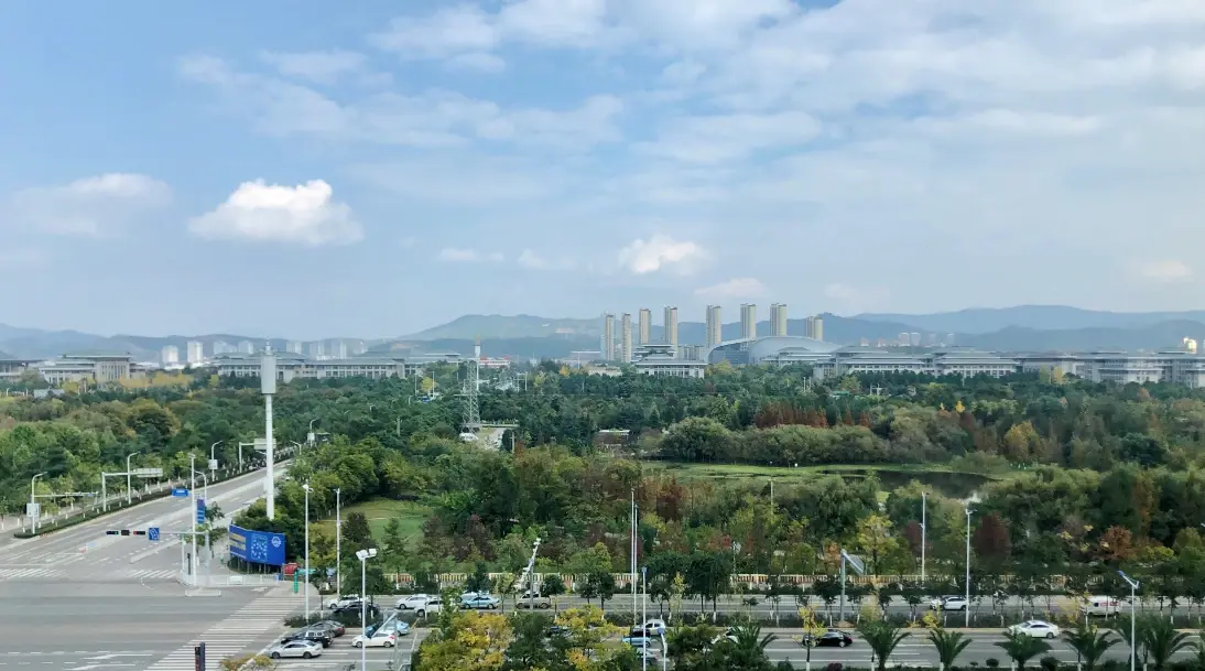 踩盘日记|昆明呈贡观滇华宅 绿地·东海岸评测