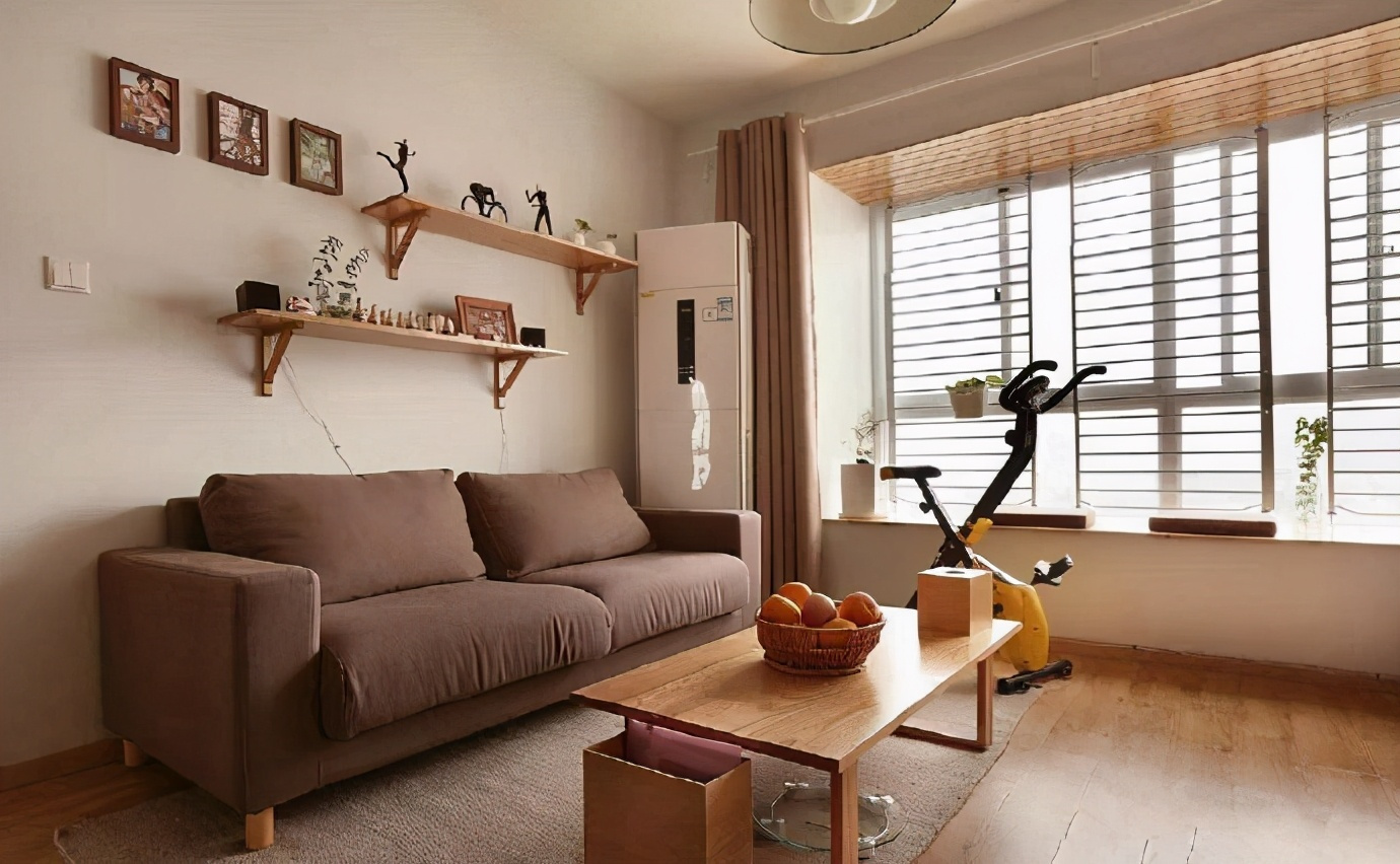 现代极简原木搭配深色系家具|空间|家装设计|室内设计盈盈 - 原创作品 - 站酷 (ZCOOL)