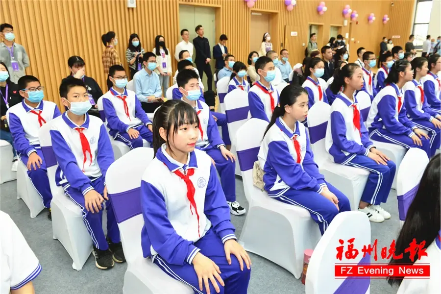 今日揭牌后，清华附中福州学校如何划片？