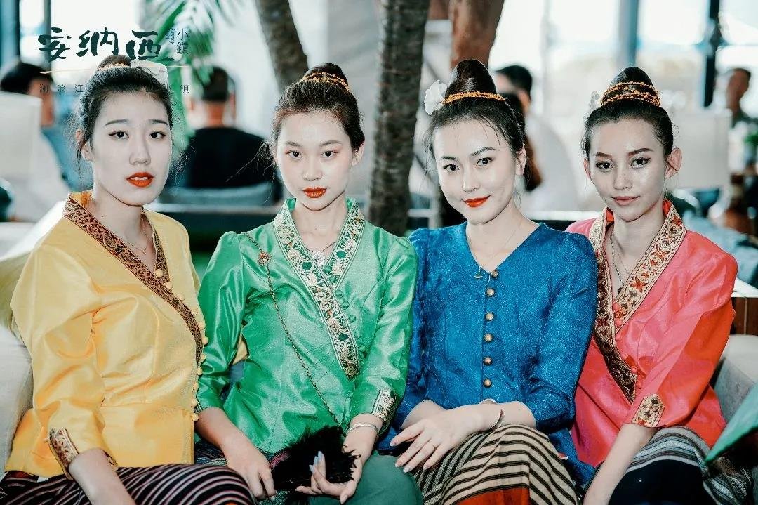 安纳西小镇丨六国齐炫老挝show time ，带您领略不一样的老挝风情