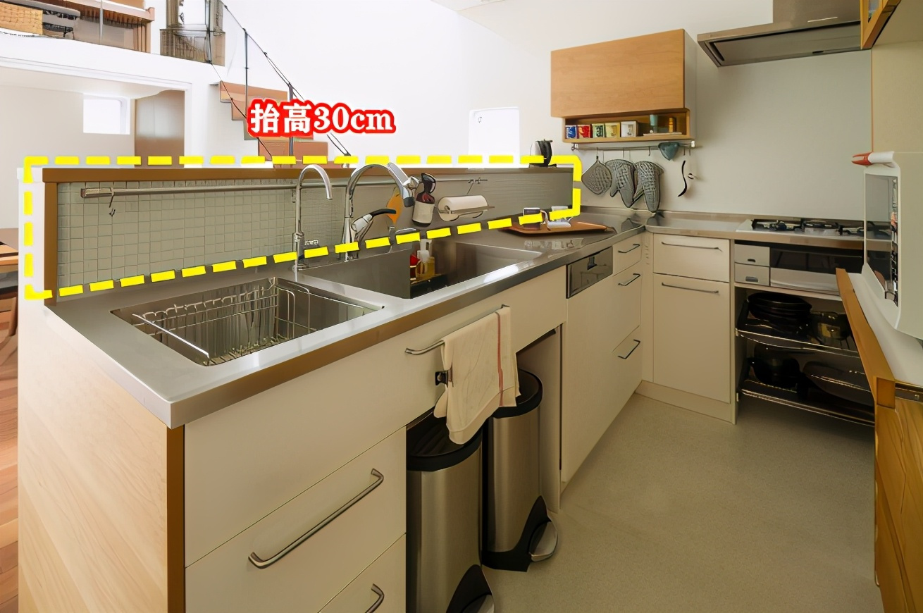 日本人的厨房收纳做得真"巧" 30公分 一根杆台面超整洁