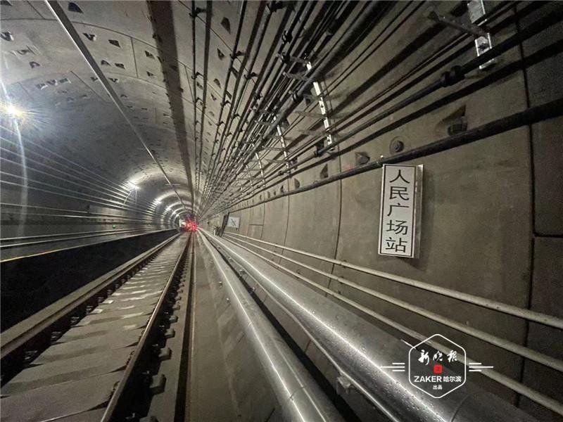 地铁2 号线过江隧道建成啥样了?跟记者来探秘吧