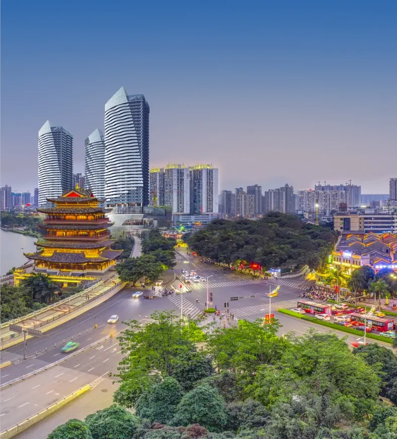 首开告捷！实拍水街华府现场火热场面！