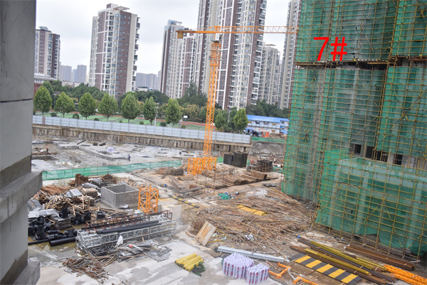 兴华尚都学府九月工程进度：8#、9#、10#楼主体结构在建中，园林景观示范区已开放