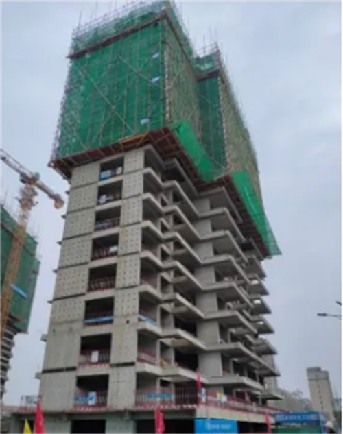 益宏·澴公元十月项目进度：1#、2#楼主体结构建至16层，墙柱钢筋已完成；3#楼15层墙柱钢筋绑扎完