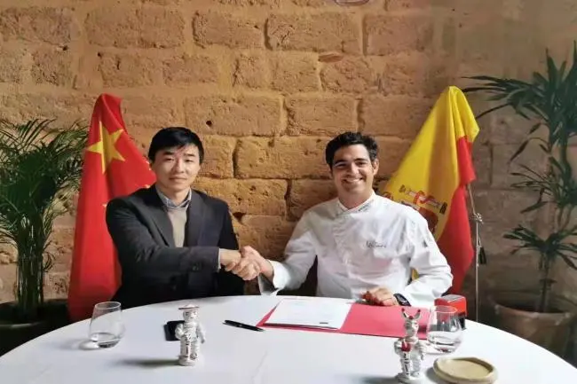 重磅!全球10大知名品牌商家集中签约海南巧克力小镇