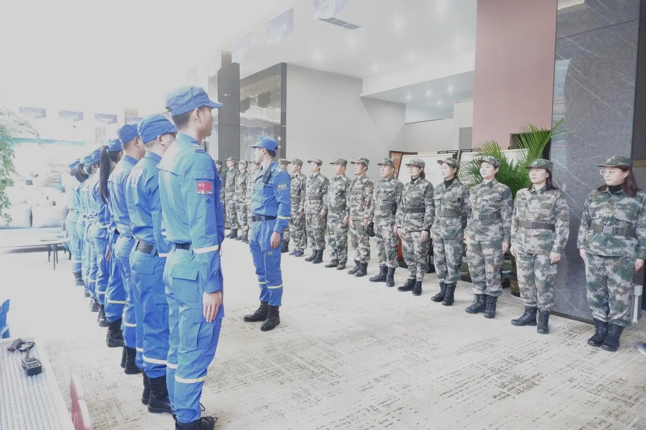 温暖力量，阳光向上 | 杰壹地产&江北蓝天救援孵化基地捐赠仪式圆满举行！