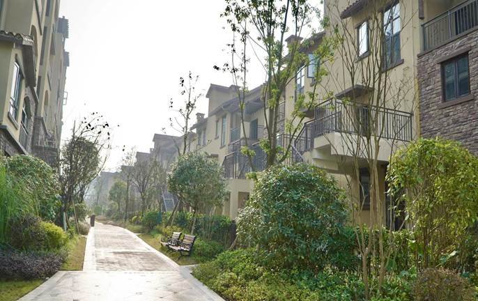 这家低调的开发商，在重庆打造了不少现房项目！ 