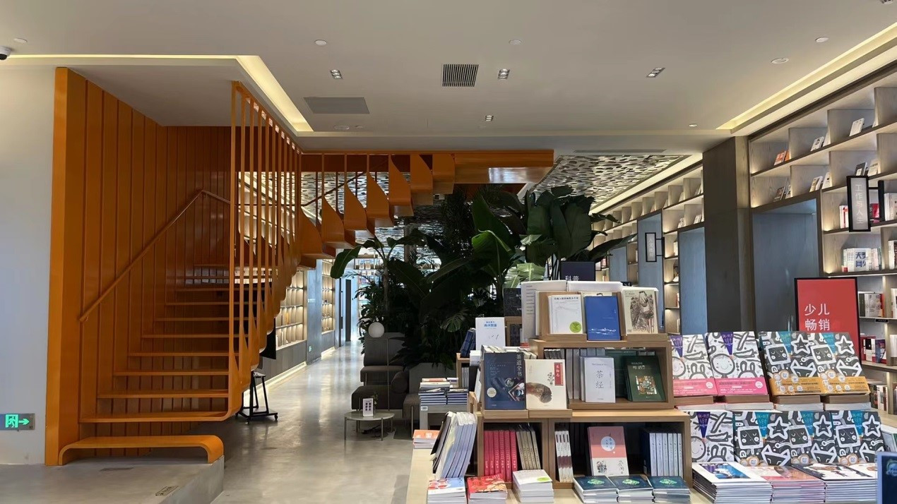 青岛中信书店走进阿朵，美好的思想和生活共同绽放