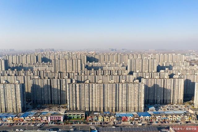 2022年买房，楼市“3大变化”要留意，王健林的“预言”或成真？
