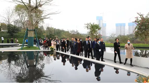 境启未来 | 五象博盟中心 水境流光美学示范区璀璨绽放！
