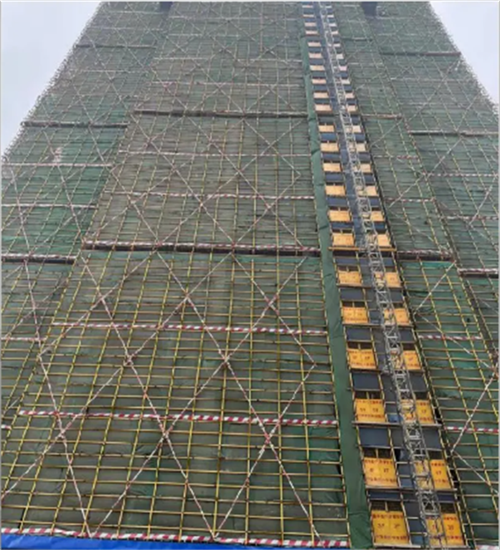 新城·玺樾1月工程进度：G1#--G6#楼、G17#主体结构封顶、屋面工程已完成，内外抹灰完成