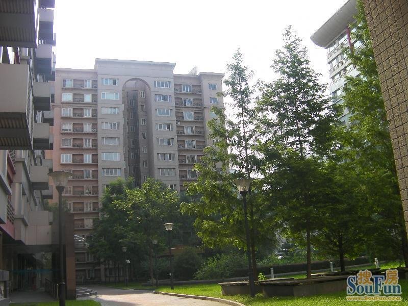 北京市西城区金宸公寓272平住宅司法拍卖上新啦！起拍价仅225万！只为遇见慧眼独具的你。