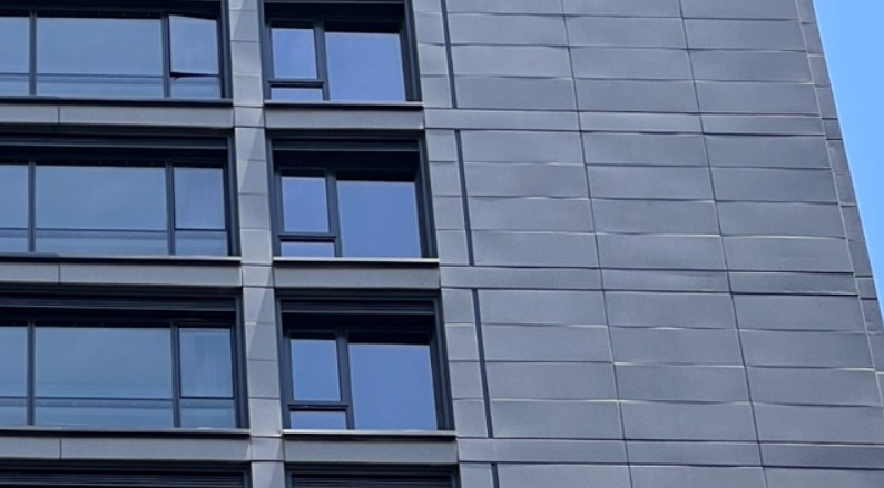 杭州多个新建豪宅铝板被高温晒变形？外墙饰面新选择：铃鹿光波幻影！