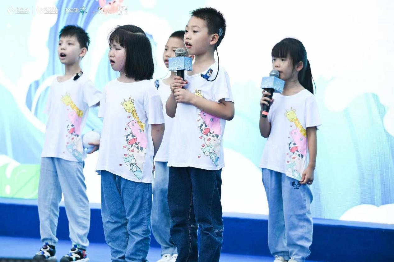 长江少年 泳抱湛蓝丨2023绿城中国海豚计划欢乐启幕