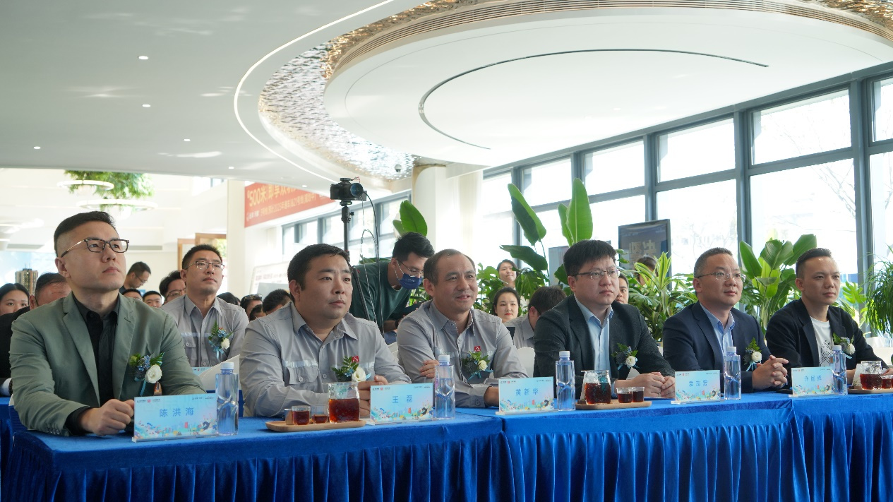 行业首个！“高品质交付·中国行”RIDGE 5A质量评价在远洋天祺首次授牌