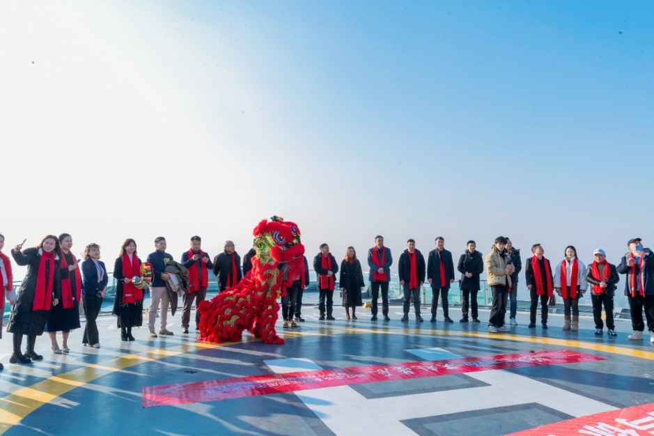 数十家企业聚首华中之巅，见证长江企业家俱乐部周年感恩盛典！