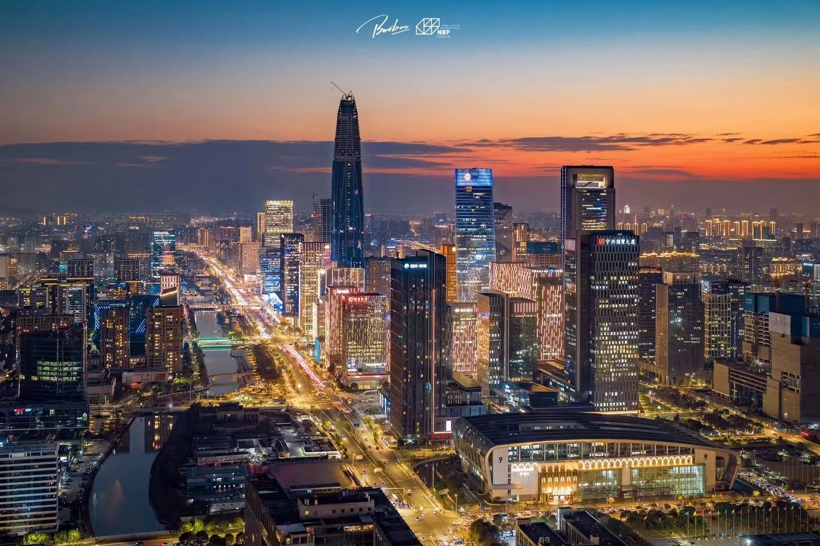 在建的“浙江第一高楼”，举办了一场艺术展？宁波中心大厦最新动向来了！
