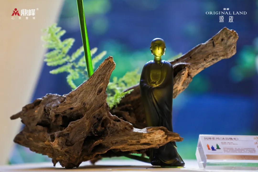 座无虚席！鼎峰源啟营销中心啟幕暨梁明毓琉璃艺术雅集