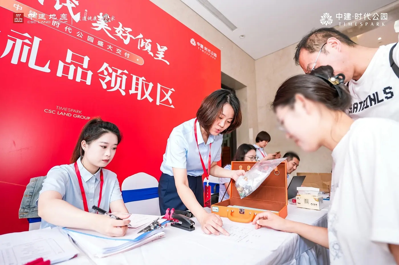 超前交付！中建·时代公园交房即交证，到访交付率100%，高质兑现理想生活
