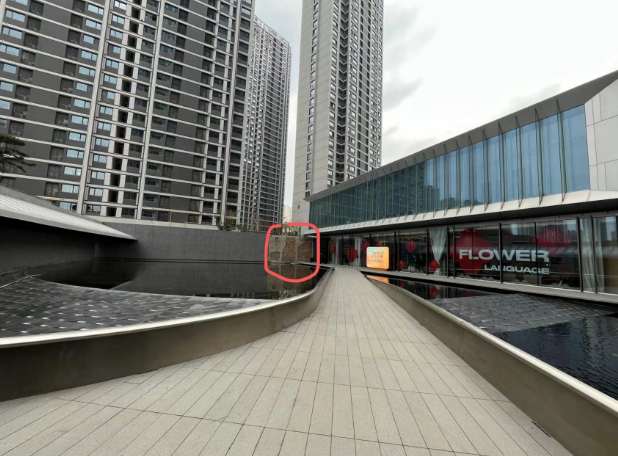 铁建花语堂 3600 万大门没了？四问之下，真相到底如何？