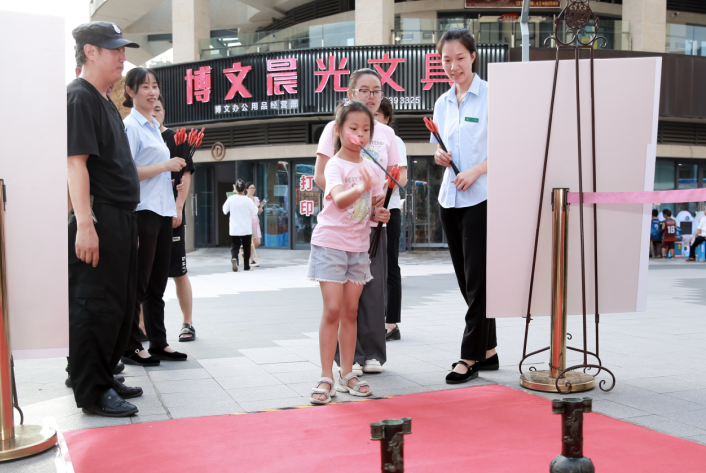 筑人间烟火，颂岁月长歌，北新·御龙湾第二届社群文娱晚会圆满落幕