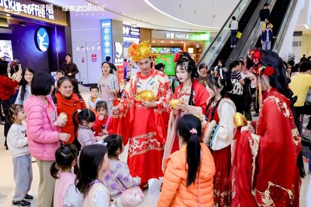 “八方来财”佐阾虹湾8周年庆生日庆典圆满收官