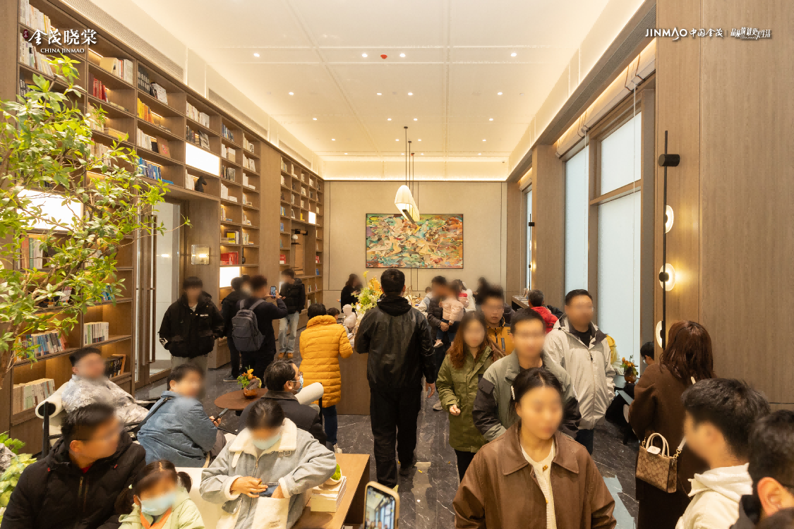 火上热搜！武汉宝藏打卡地，又是金茂造
